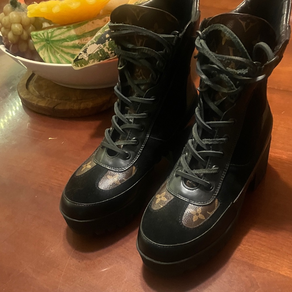 Louis Vuitton Black and Brown Lace Up Boots